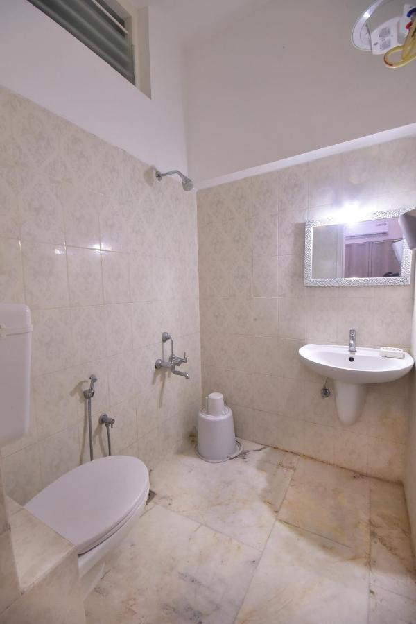 Bharathi Residhome بونديتْشيري المظهر الخارجي الصورة